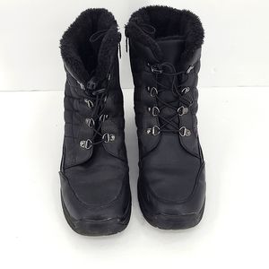 Totes 8 Black lace up side zipper furry winter cozy warm boots cute